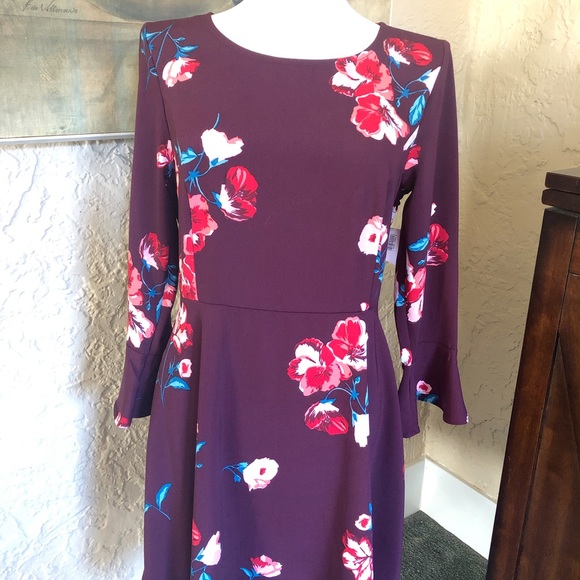 Burgundy floral Old Navy dress - Picture 2 of 5